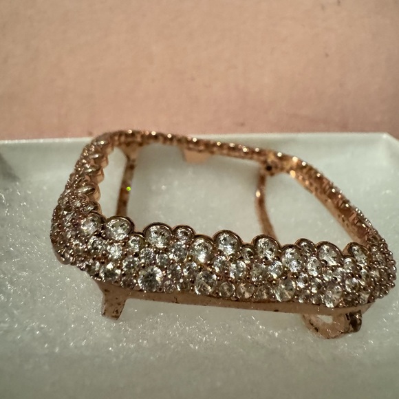 Rose gold apple watch bezel - Picture 3 of 5